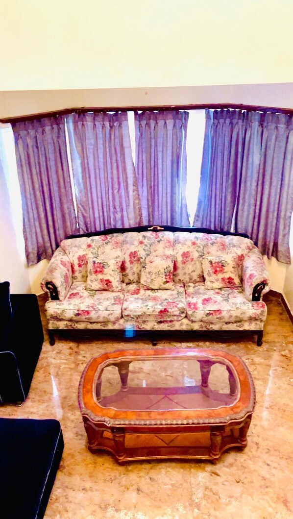 Luxury Villa, Sea View | Living area