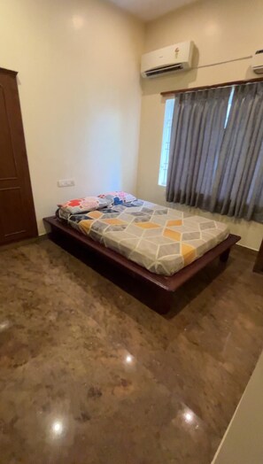 مكتب وواي فاي مجانًا