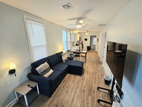 Jersey Shore Beach House-1 block to the beach