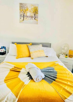 Ferros/tábuas de passar roupa, Wi-Fi, roupa de cama