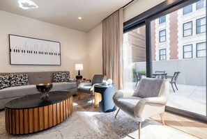 Room - 2BR Iconic Penthouse Living + Private Patio The Mayfair (New Orleans)