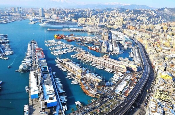 Marina - Mare e Monti (Genoa)