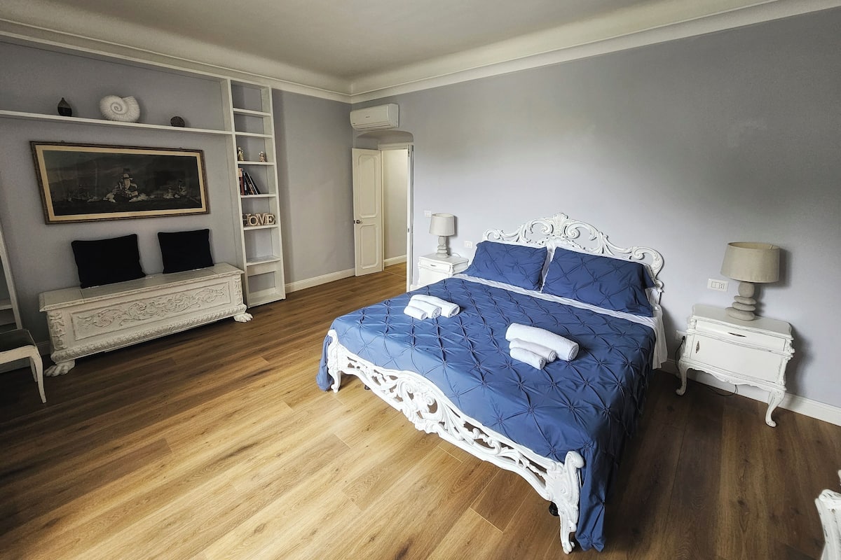 Wifi gratis y acceso para silla de ruedas