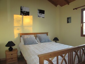 Tabla de planchar con plancha y wifi 