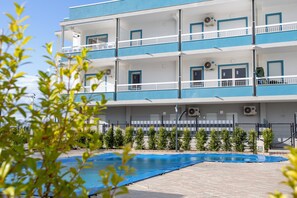 Seasonal outdoor pool