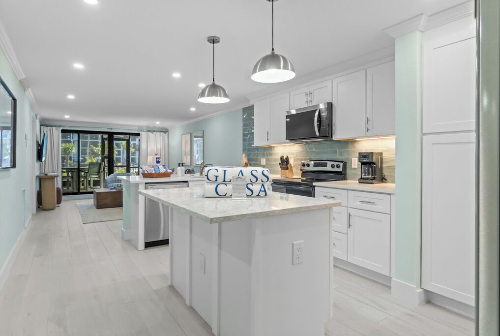 冰箱、微波炉、烤箱、炉灶