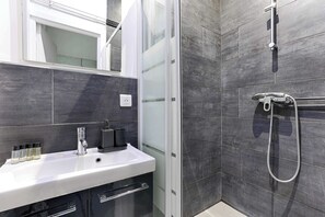 Dusche, Haartrockner