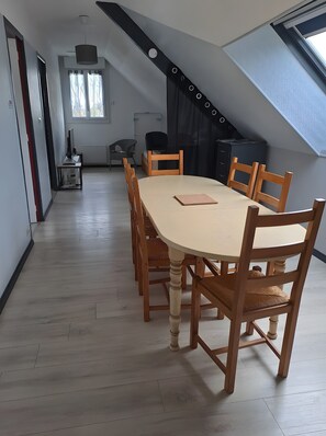 تناول الطعام