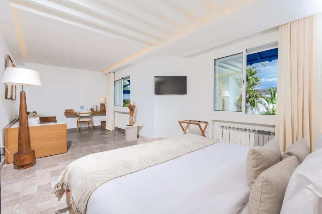 컴포트 쿼드룸, 언덕 전망 | 책상, 노트북 작업 공간, 무료 WiFi