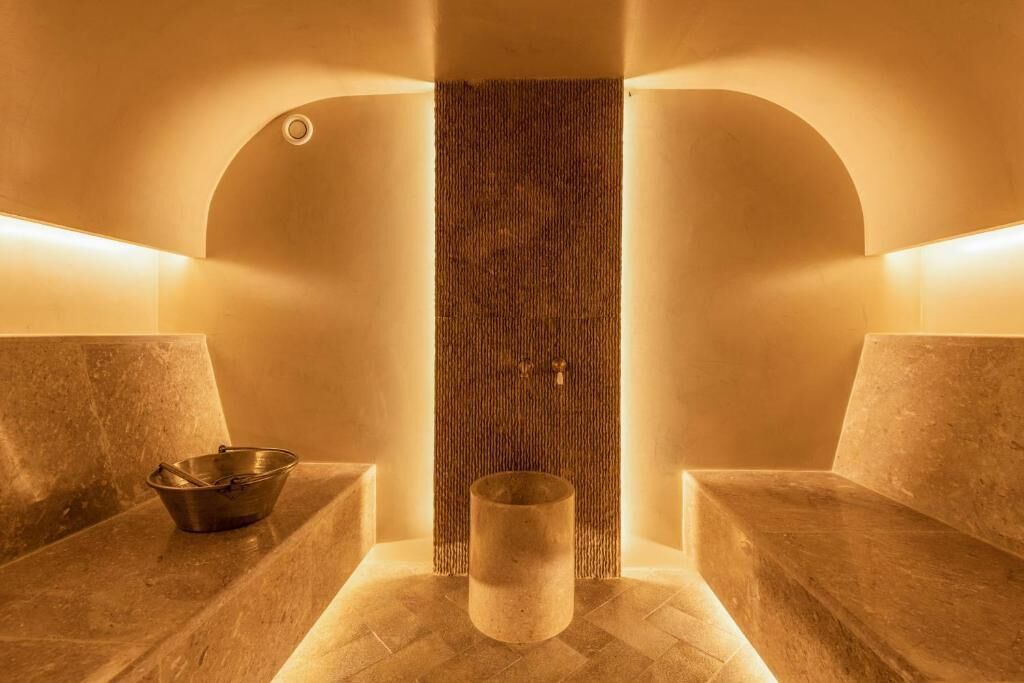 Bain à remous intérieur