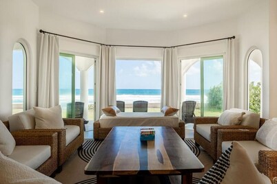 Luxury oceanfront 4-bedroom villa in Tulum w/ private chef, sleeps 12