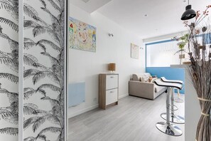 Interior - Charming apartment Gambetta - Saint Fargeau II (Paris)