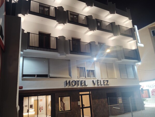 Front of property - Hotel Velez (Velez-Rubio)