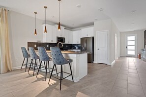 Fridge, microwave, oven, dishwasher - Storey Lake 7BR Villa w/ Pool, Spa & Game Room (Kisssimmee)