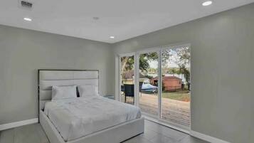 5 chambres, fer et planche Ă repasser, Wi-Fi gratuit, draps fournis