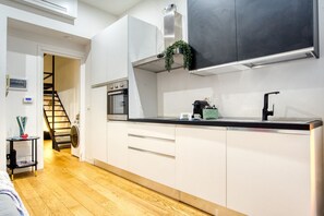 Fridge, microwave, dishwasher