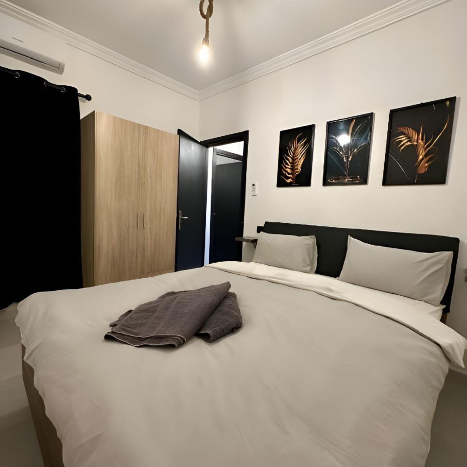 2 間睡房、熨斗/熨衫板、Wi-Fi、床單