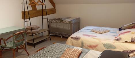 Strykejern/-brett, wi-fi (inkludert) og sengetøy