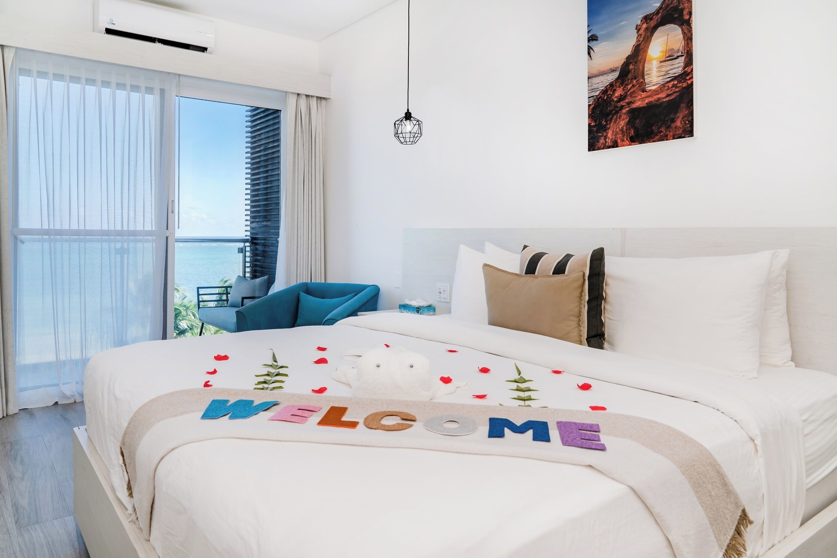 Oceanview King Bedroom Unit 507