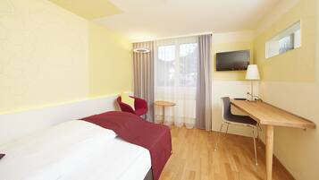 Decoración personalizada, muebles diferentes y escritorio