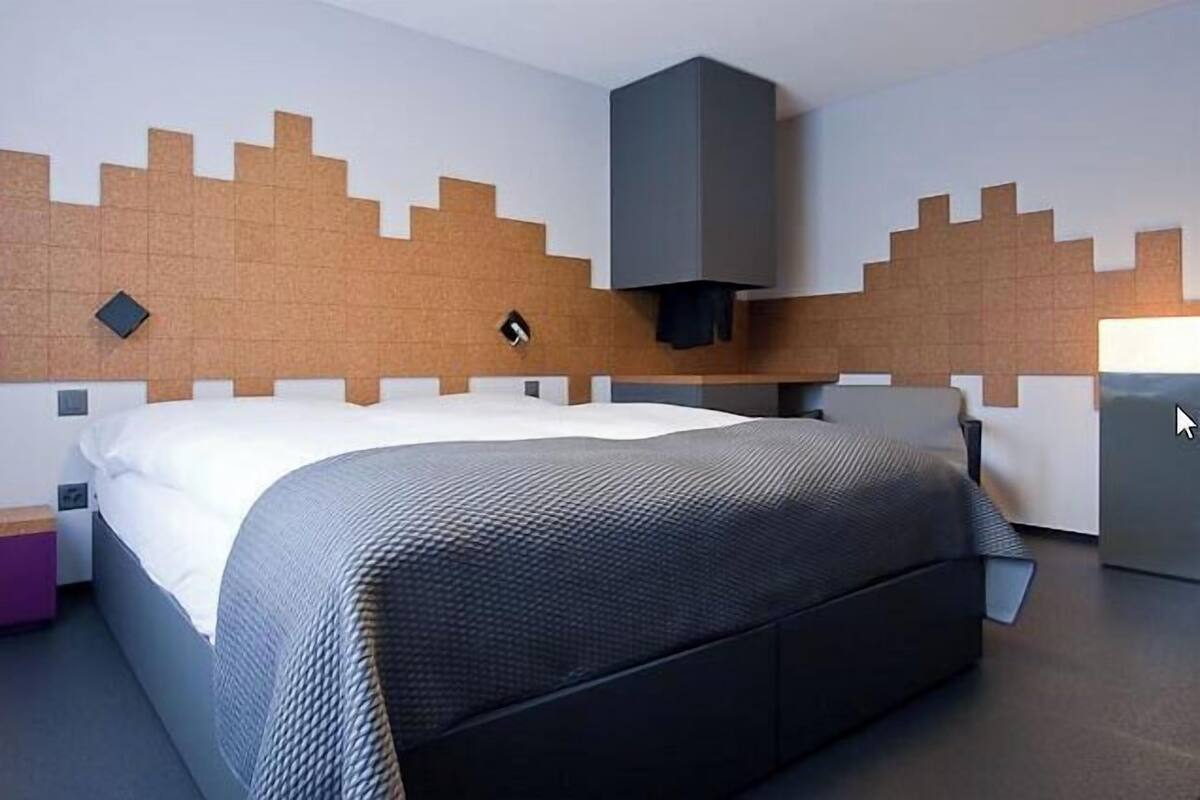 Comfort Double Room | Desk, laptop workspace, WiFi (free), individually decorated