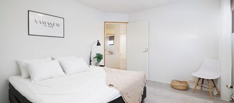 Spacious 1BR Apt. near the city center
