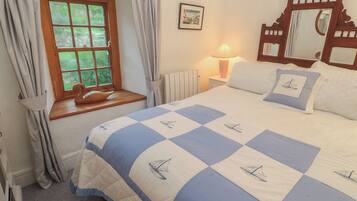 3 Schlafzimmer, individuell dekoriert, individuell eingerichtet