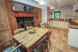 Dining - 1 Rowes Cottages (Penzance)