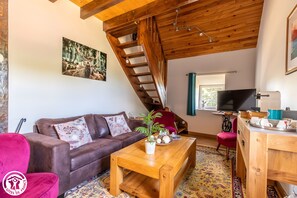 Fernseher, Tischtennisplatte