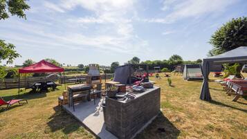 Buiten dineren