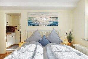 3 bedrooms, iron/ironing board, WiFi, bed sheets - Holiday Home Feldberg in the Black Forest with Mountain Views, Terrace and Wi-Fi (Feldberg-Falkau)