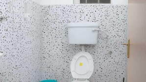 Studio Klasik | Kamar mandi