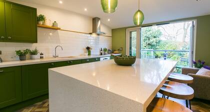 Hafan - sleeps 4 guests in 2 bedrooms