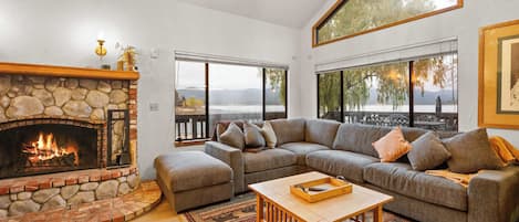 TV, fireplace, offices