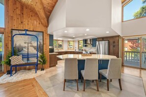 Fridge, microwave, oven, stovetop - Pines & Paddles • Lakefront • Spa • Gaming Loft (Big Bear Lake)