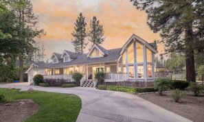Exterior - Pines & Paddles • Lakefront • Spa • Gaming Loft (Big Bear Lake)