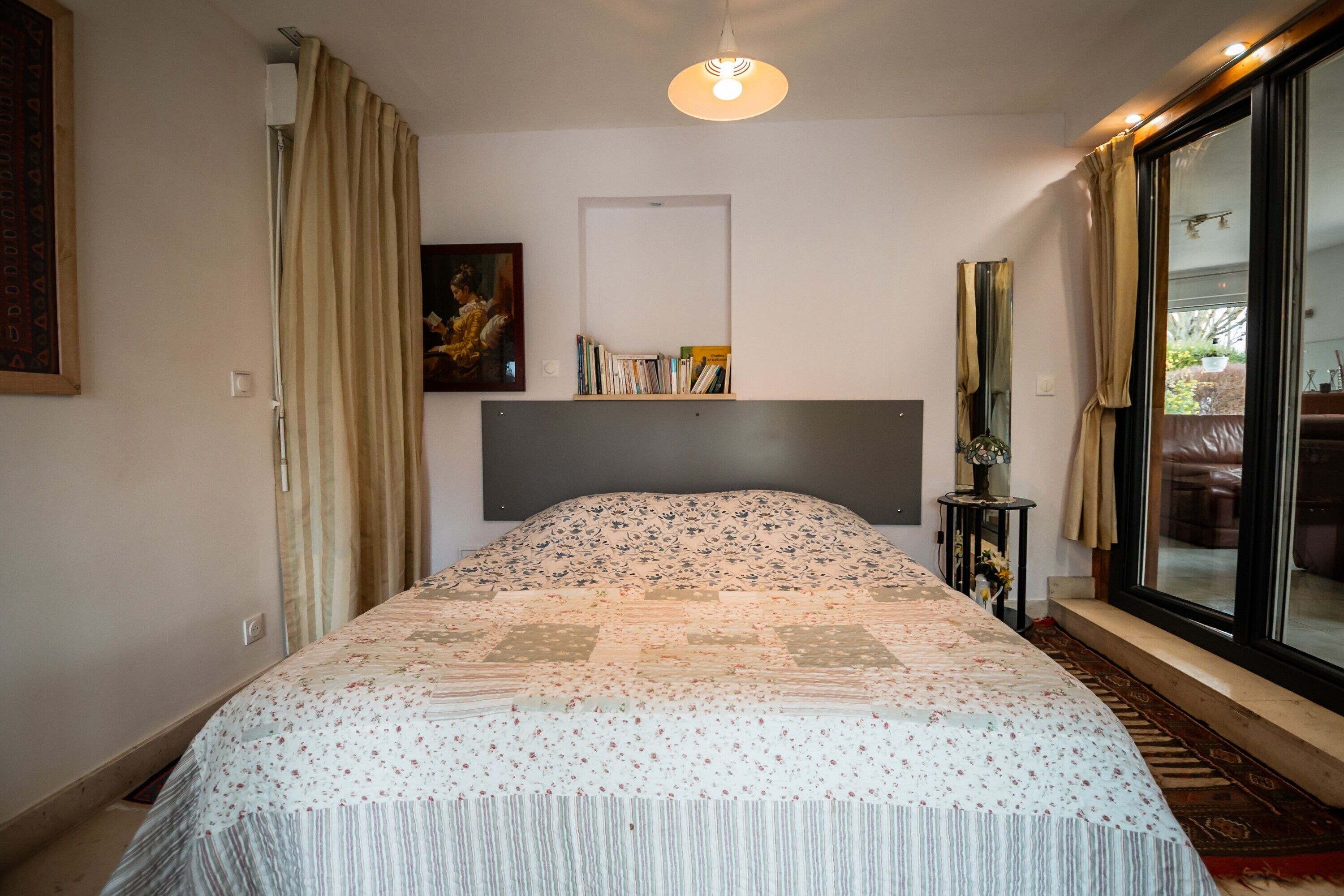 WiFi、ベッドシーツ