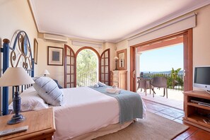 WiFi, bed sheets - Villa 'Arcadia' with Sea Views, Wi-Fi and Air Conditioning (San José)
