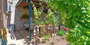 Terrace/patio - Cvita A2+1 in Veli Lošinj (Veli Lošinj)