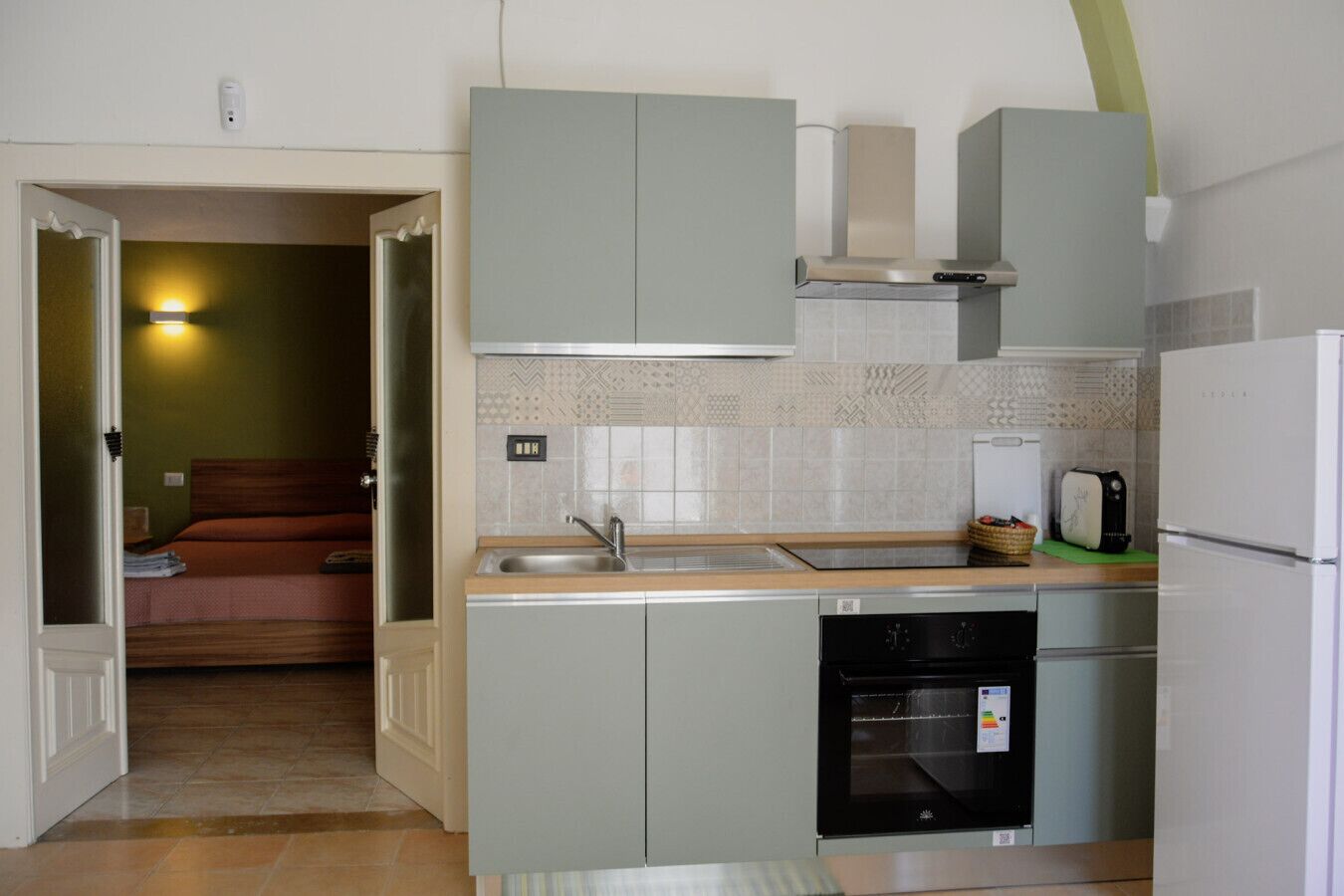 雪櫃、焗爐、爐具、咖啡機/沖茶器