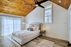 Unclassified image, 3 of 50, button