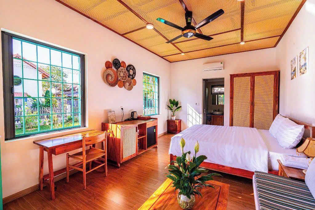 基础别墅, 3 间卧室, 花园景观 | 办公桌、熨斗/熨衣板