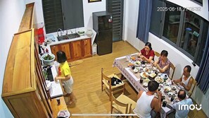 Villa, 3 chambres, vue jardin | Cuisine privée | Réfrigérateur, micro-ondes, four, plaque de cuisson