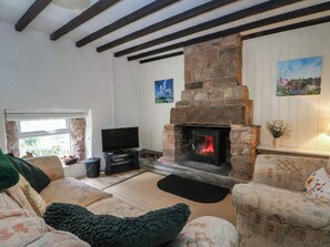 Living area - Meadow View Cottage (Matlock)