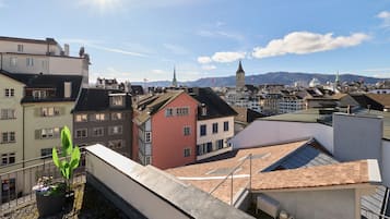 Suite, Ensuite | View from property