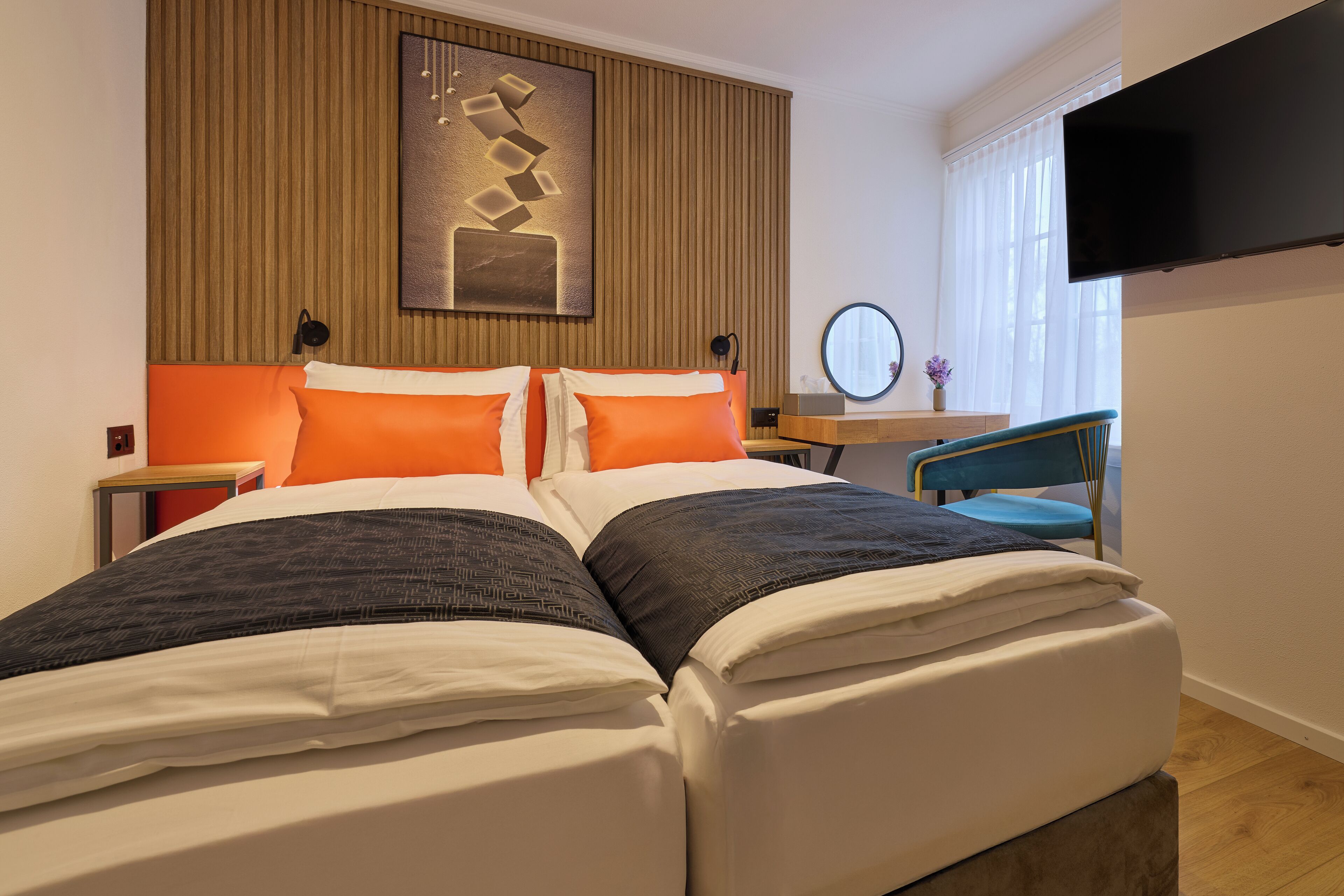 Suite Studio Junior, patio, vue ville | Minibar, coffres-forts dans les chambres, bureau