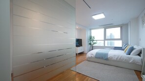 1 bedroom, iron/ironing board, WiFi, bed sheets