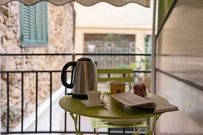Outdoor dining - Magic & Light in the Heart of Sanremo (Sanremo)