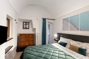 1 bedroom, iron/ironing board, WiFi, bed sheets - Magic & Light in the Heart of Sanremo (Sanremo)