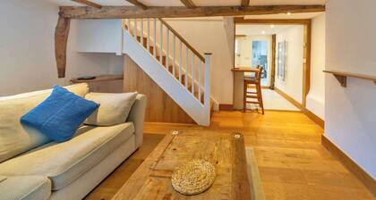 Charming 1 Bedroom Period Cottage in Sevenoaks